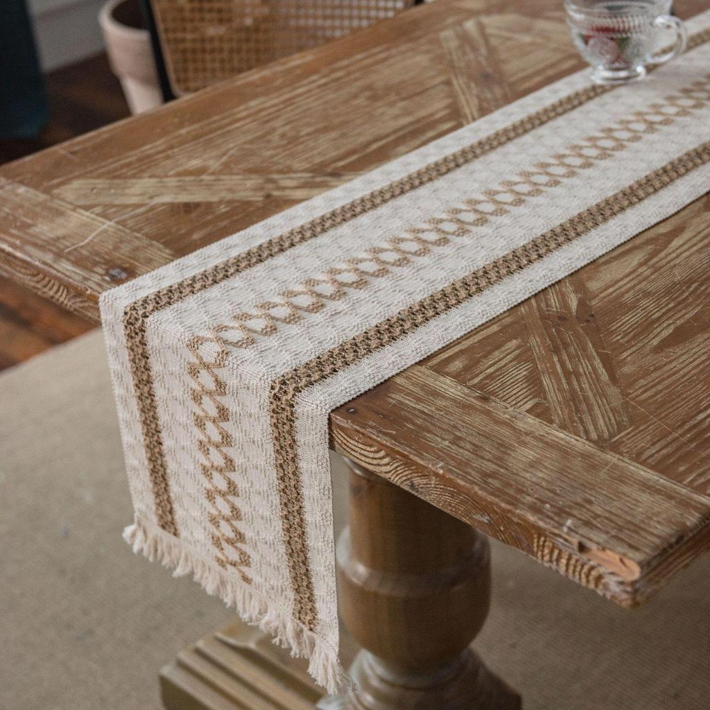 Yun Cotton-Linen Patchwork Table Runner with Two-Color Tassels - Natural Material, American Country Festival Style