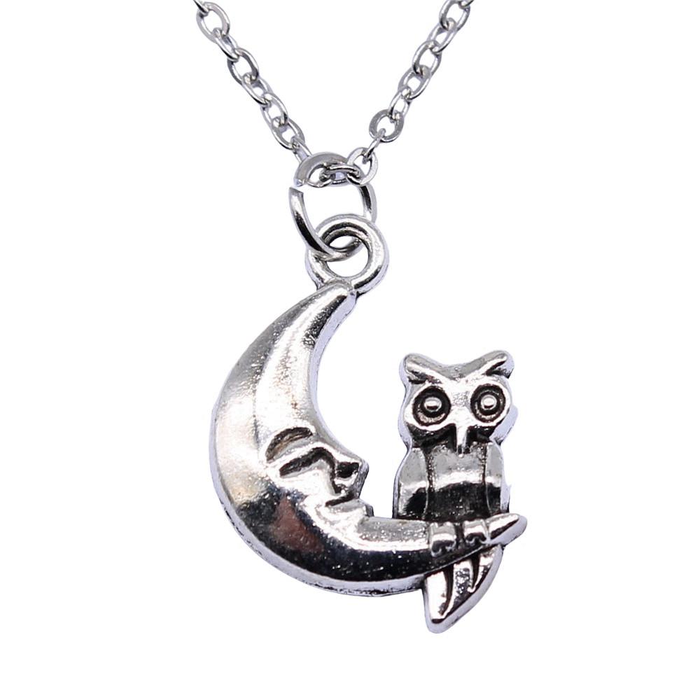 Hollow Star Moon Pendant Necklace Minimalist Geometric Jewelry 40cm Short Chain