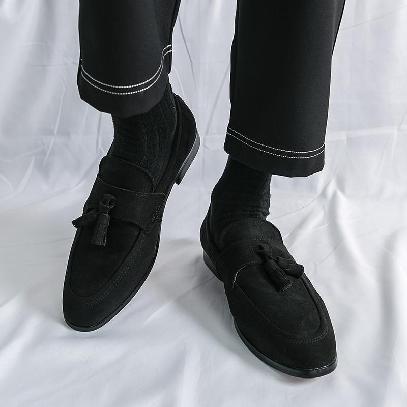 Fashion Classic Men Tassel Loafers Shoes Slip-on Suede Leather Business Dating Formal Shoes Men Quality Handmade Stitching Driving Shoes