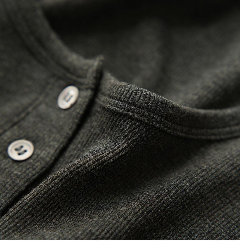 Damen Slim Fit Langarm Rundhals T-Shirt mit geripptem Henley-Kragen