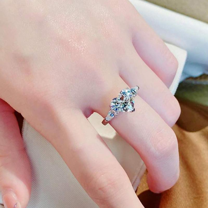 Cubic Zirconia Love Water Drop Rings Heart-Shaped Princess Queen Temperament Ring, Stall