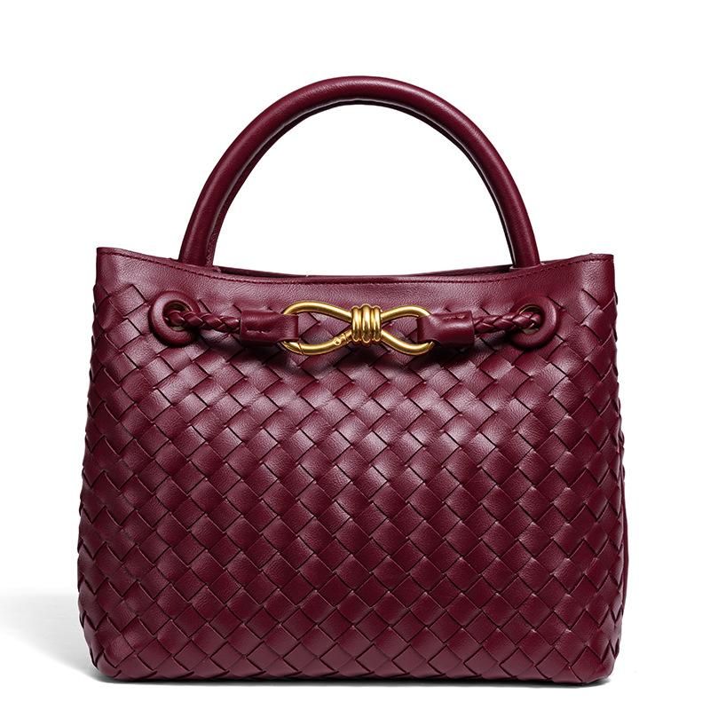 Butterfly New Bag Women's Handmade Women's Woven Bag Metal Rope Buckle Shoulder Messenger Bag Portable Tote Bag