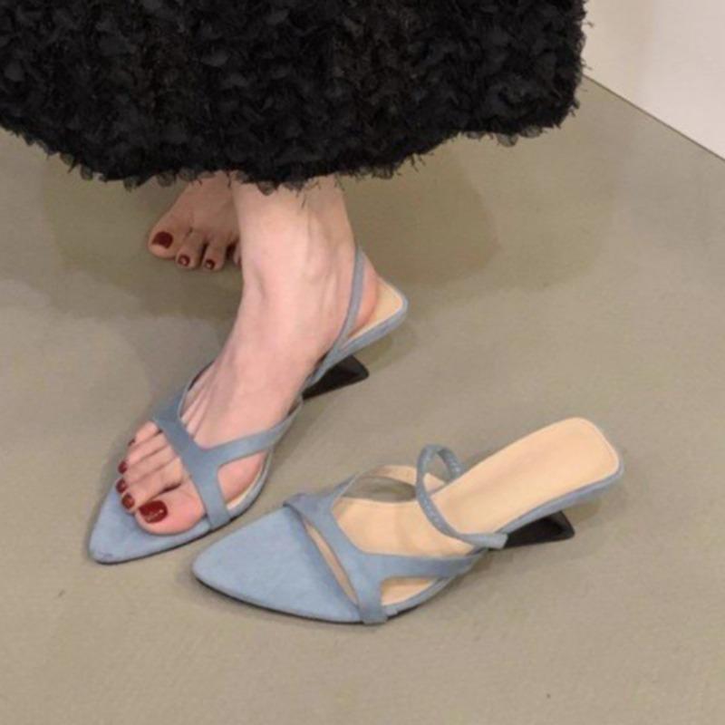 Fashion Mid-heel Sandals Summer New Round Head Open Toe Flannelcloth Hollow-out Anti-slip Wear-resistant Special-shaped Slippers