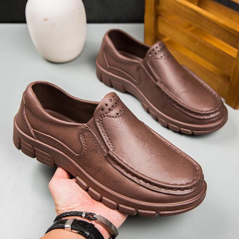 Fashion Chef Work Shoes Men's Non-slip Waterproof and Oil Resistant Soft Soled Rain Master Shoes Casual Light Leather Sandals Zapatillas