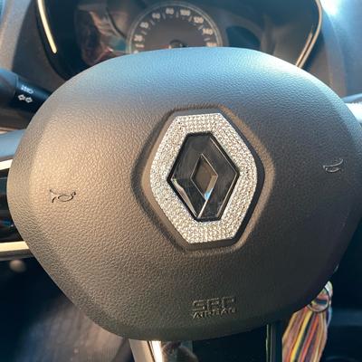 Car Steering Wheel Diamond Emblem Sticker for Renault Koleo Koleka Clio 3 4 Fluence Megane Logan Master Scenic Decal