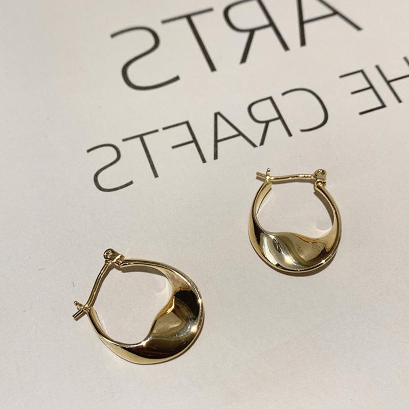 European American French Retro Earrings Women Sense Luxury Cold Personality Geometric Twist Patterns Light Luxury Temperament