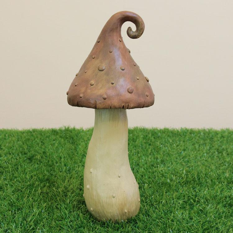 Forest Elf Mushroom Boy Resin Decoration Fairy Garden Miniature Figurines Craft Home Decoration Accessories for Living Room