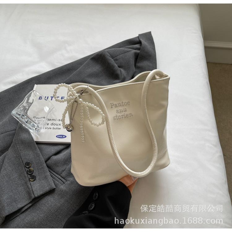 Silver Bag Women's 2025 New Trendy Fashion Popular High-end Shoulder Bag Red Super Fire Commuter Bucket Bag