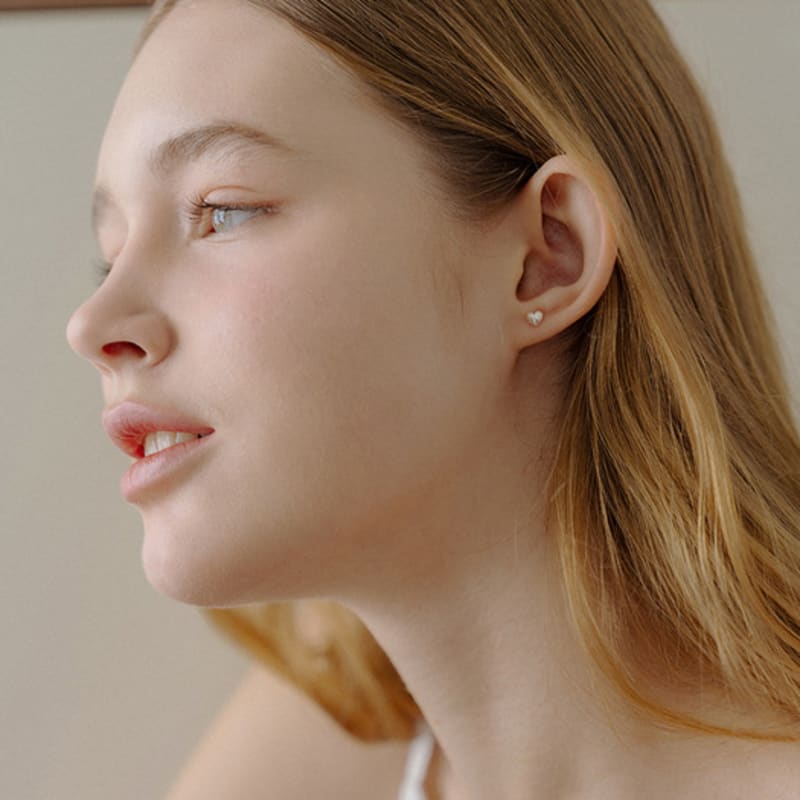 HAS HLD015 Mini Heart Studs Earrings