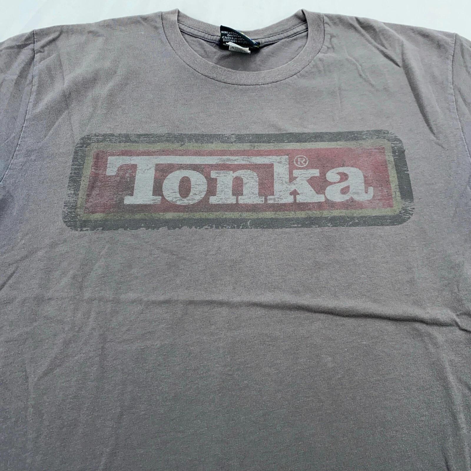 

vintage 2005 TONKA TOY TRUCK T-Shirt SMALL L