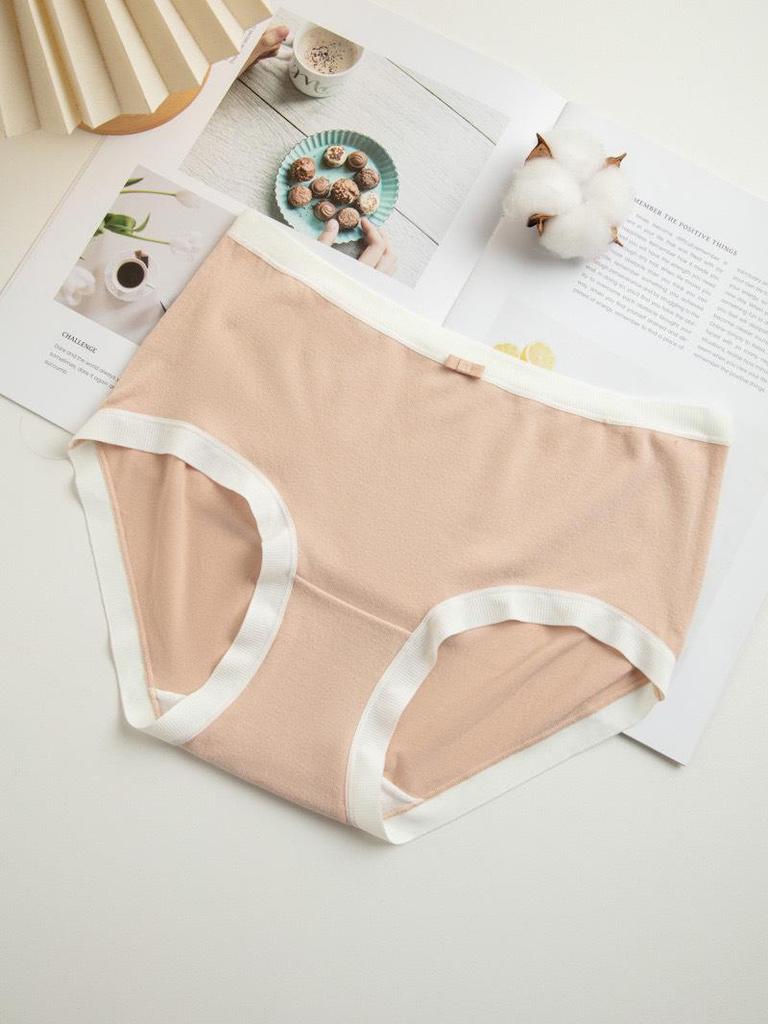 Women's Velvet Feel High-Elasticity Brushed Triangle Underwear - Soft, Comfortable, Solid Color for Autumn/Winter