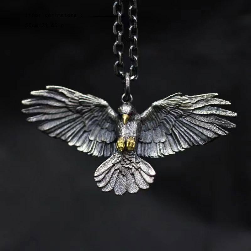 Vintage Falcon Necklace Eagle Spread Wings Jewelry Pendant European and American Trend Hip Hop Bouncing Men and Women