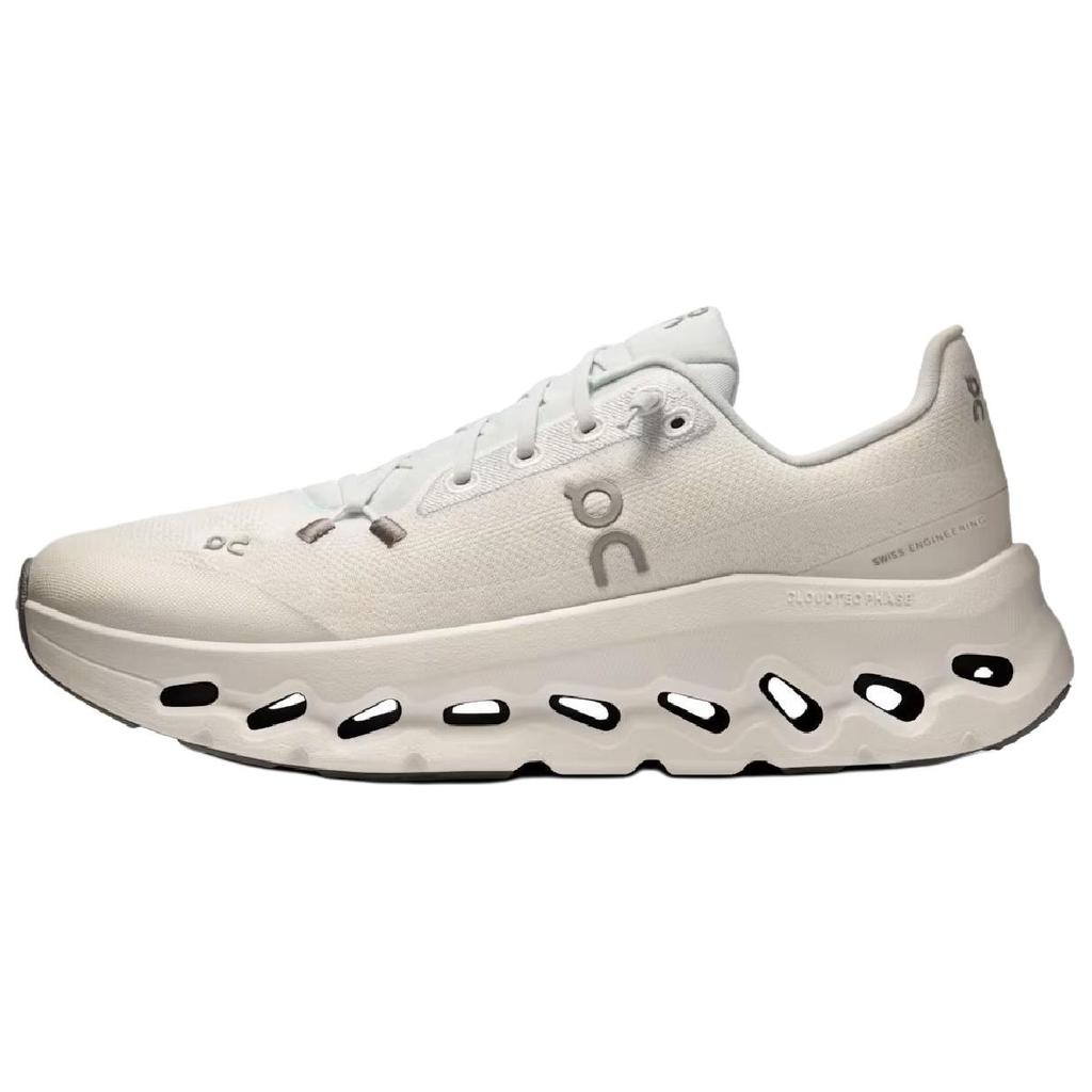 ON Cloudtilt Arctic Ice Women Sneakers White 3WE10054313