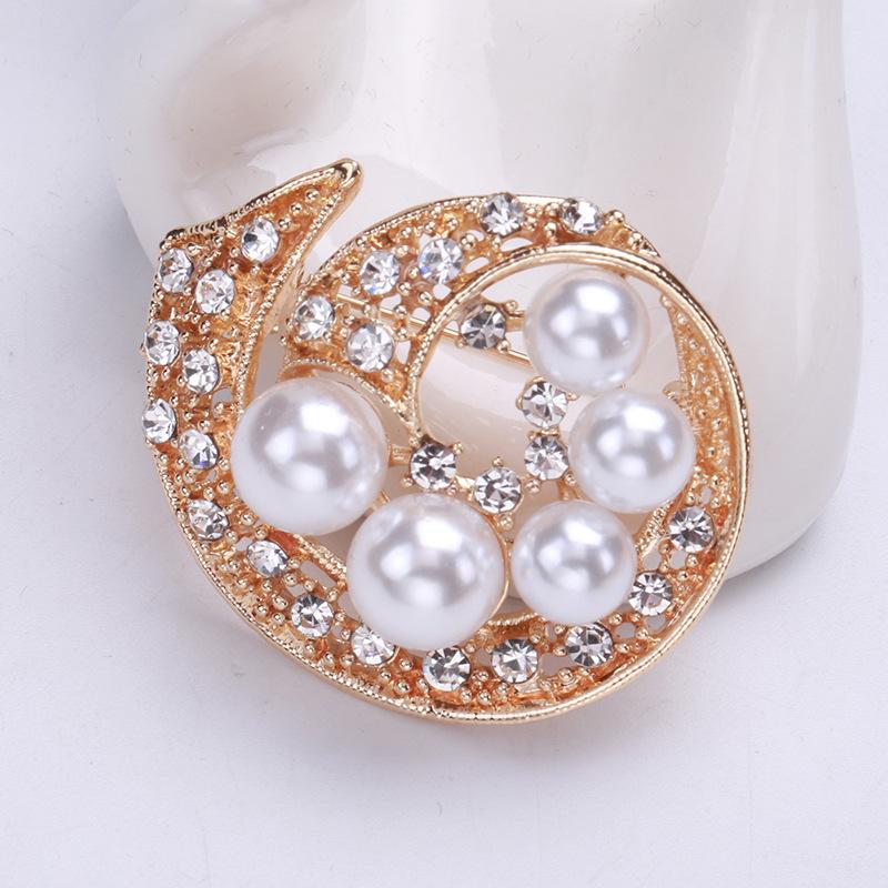 Fashion Flower Pearl Brooch, Alloy Electroplated Personalized Corsage, Women's Clothing Accessories