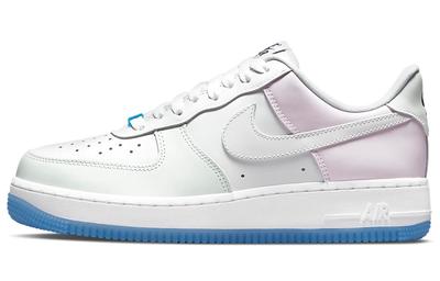 Air Force 1 '07 Lx 'Reactivo a los rayos UV' para mujer DA8301-100