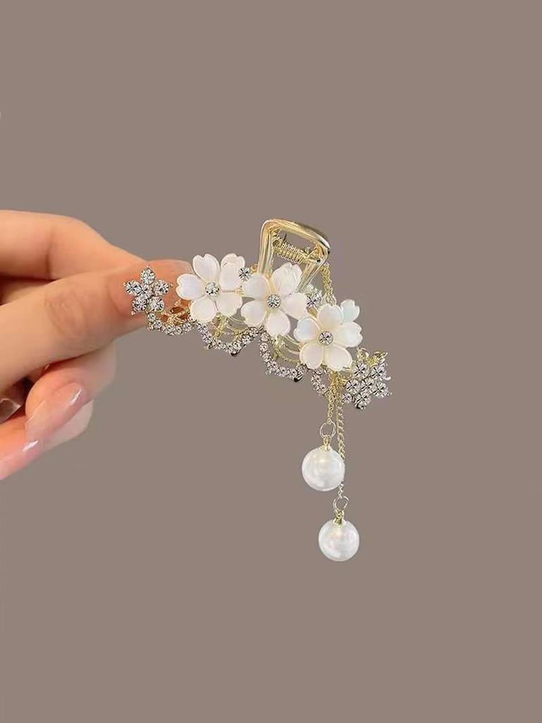 1 Stück Mode Rose Quasten Haarspangen Für FrauenHaaraccessoire Für Frau