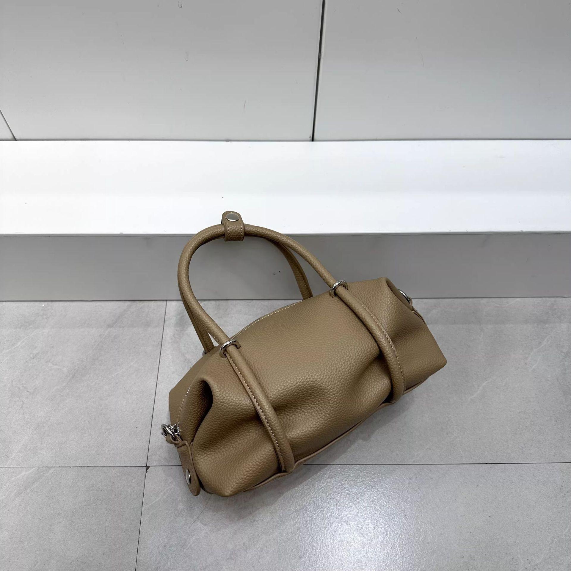 

Niche Design Sense Instagram Style Retro Personality Light Luxury Soft Leather Handbag Boston Bag Daily Shoulder Crossbody Bag for Women абрикосовий