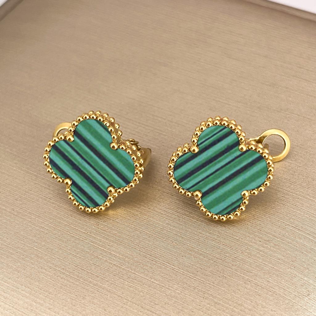 15MM Four-Leaf Clover Earrings Buckle Mother-Of-Pearl Full Radium Female Temperament Simple Earrings
