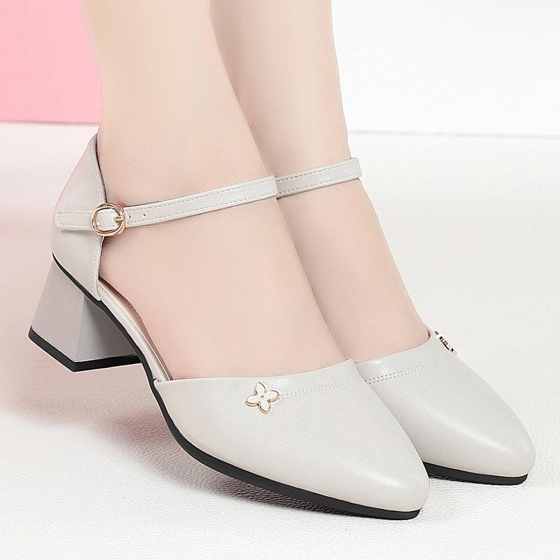 fashion New Women Casual Pumps 2024 Spring Summer Fashion Black Low Heel Woman Work Shoes Vintage Ladies Chunky One-word Buckle Heel
