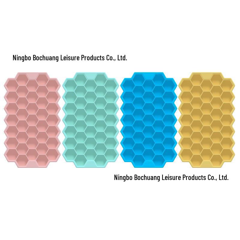 

Food-Grade Honeycomb Ice Cube Tray with Lid – 37 Grids, Homemade Ice Maker Mold 37 Grids Honeycomb