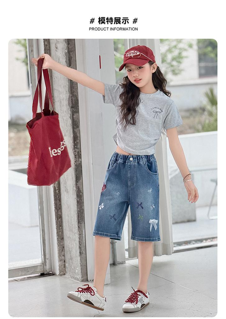 Girls' Shorts Summer Thin Children's Denim Shorts 2026 New Stylish Big Children's Pants Look Good Five Quarter Pants