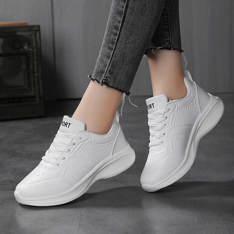 Strapless Slipon White Loafers Woman Designer Sneakers Womens Shoes Lady Sports New Collection Cute Sepatu Second Hand Out