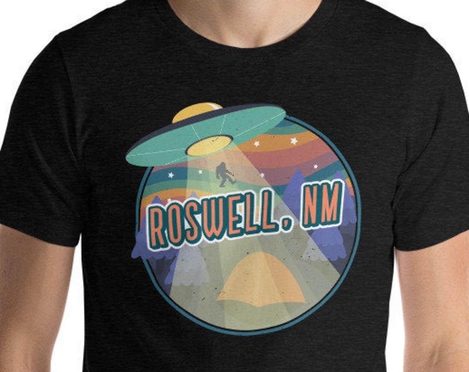 T-Shirt Roswell New Mexico Alien Abduction Tee, Bigfoot T-shirt UFO shirt, New Mexico XL