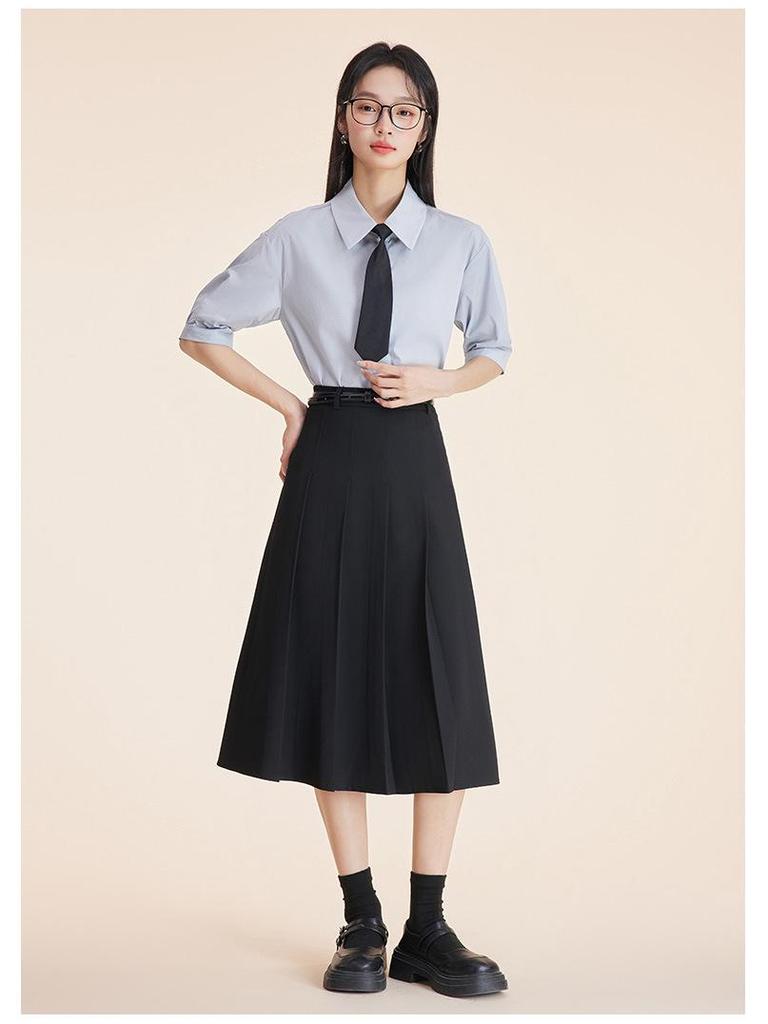 Women's Short-Sleeve White Wrinkle-Resistant Professional Shirt and Suit Dress Set for Work or Interviews