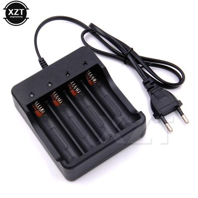 Intelligent 4-slot Charger with Short-circuit Protection Independent Current Channel for 18650 Lithium-ion Rechargeable Battery