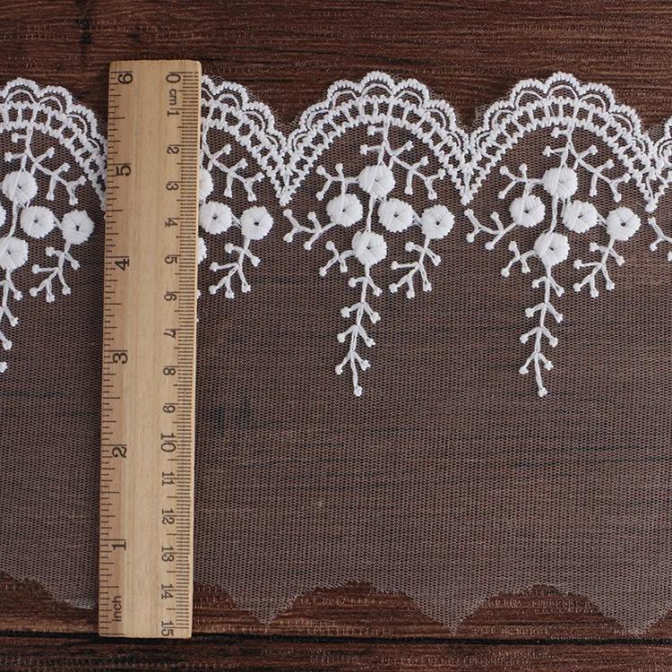 

Milk Silk Lace Embroidered Flower Lace Fabric Wedding Decoration Applique Polyester Sewing Craft White Net Lace Trim Clothes 15Yards
