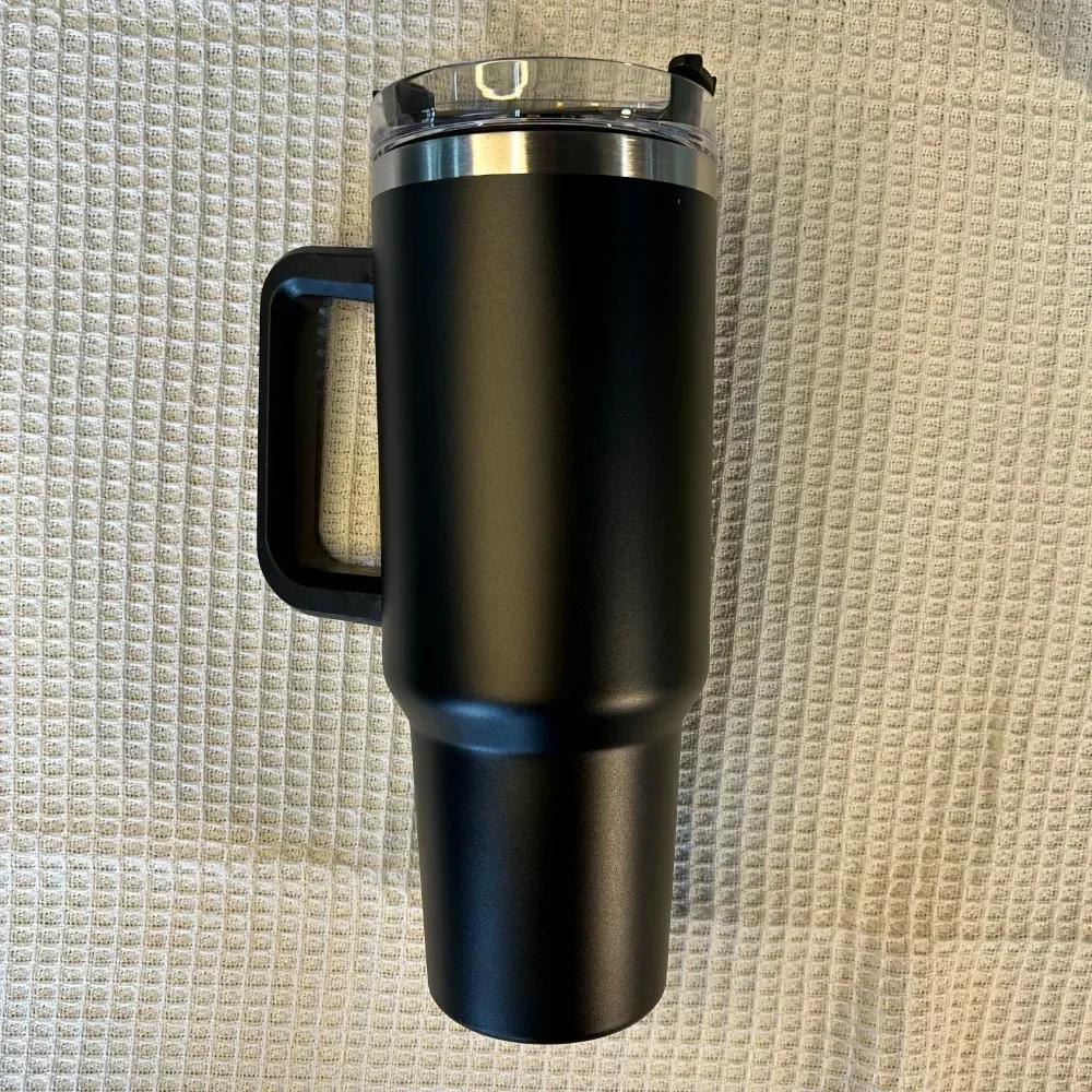 Steel Insulated Thermos Mug for Cars Outdoors 40oz Portable Car Stainless Steel Water Bottle Large Capacity Travel Thermos Mugs