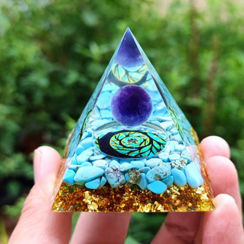 Energy Orgonite Chakra Pyramid Aura Divination Yoga Meditation Ornaments Craft
