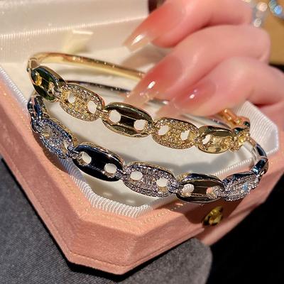 New Half Face Diamond Inlaid Pig Nose Bracelet Women's Light Luxury Gold Plated Bracelet Handmade