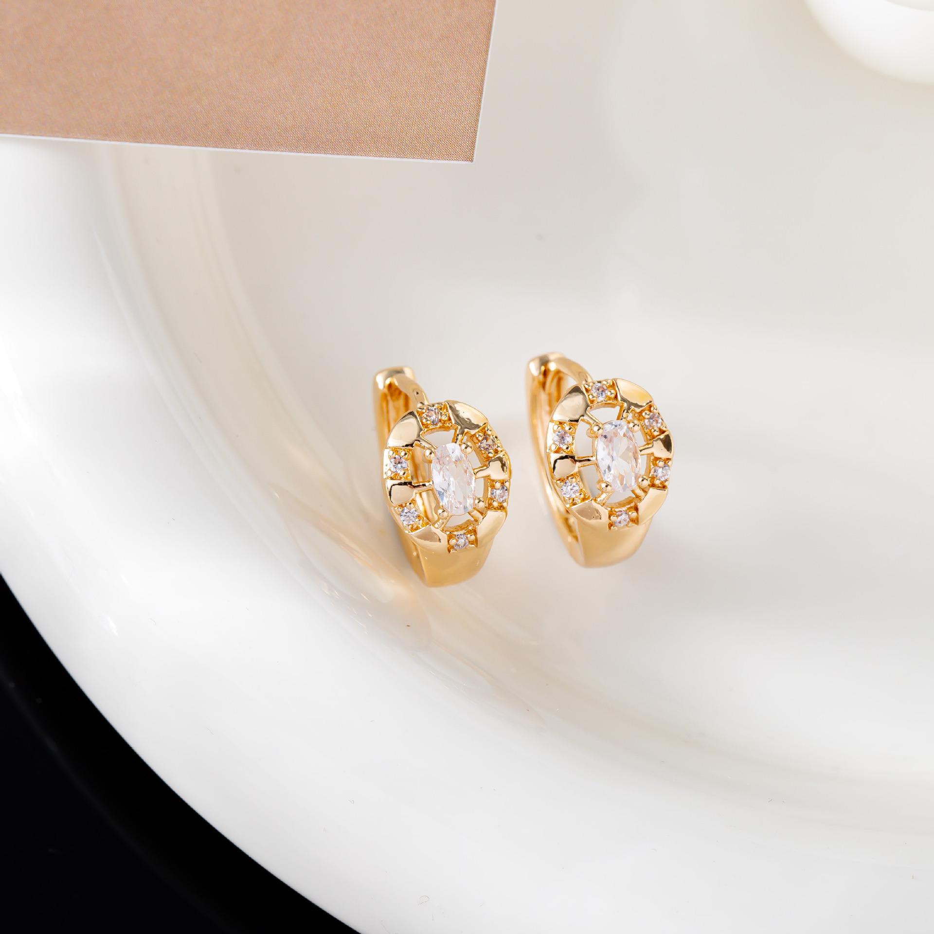 French Fashion Zircon Flower Geometric Circle Cartilage Earrings