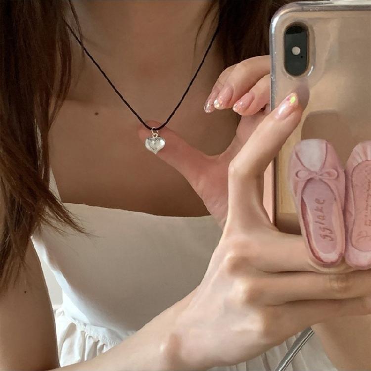 Heart Necklace Female Niche Collarbone Chain Student Adjustable Chain Jewelry