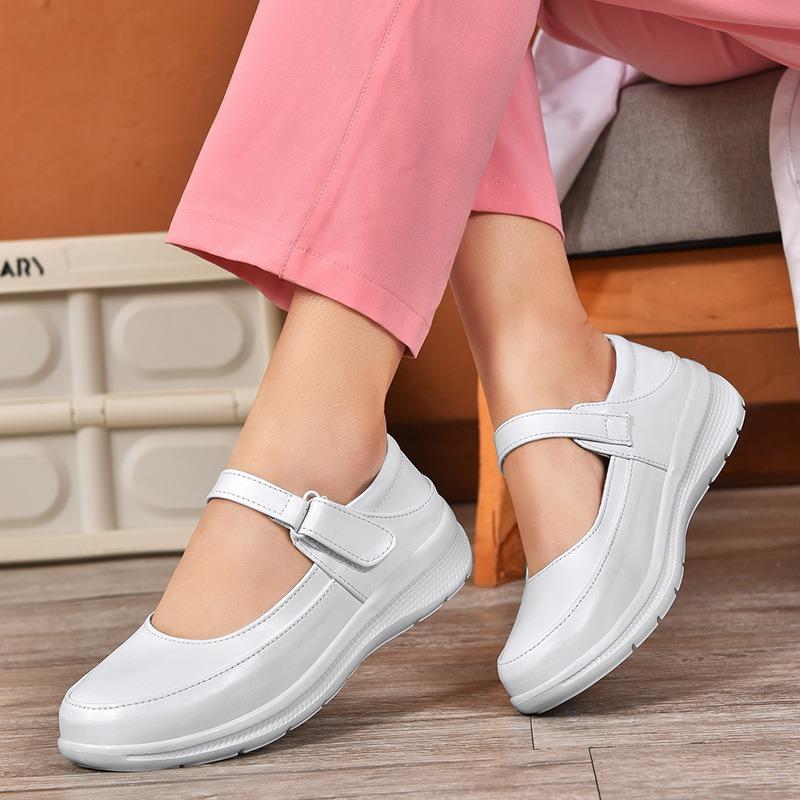 New nurse shoes with soft soles, summer models, comfortable thick soles, increased height, breathable and not tired feet, non-slip little white shoes