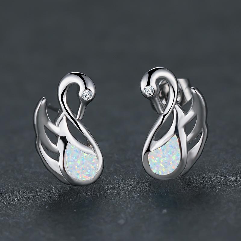 Fashion Elegant Wind Platinum Blue and White Elegant Little Swan Women s Personality Versatile Earrings