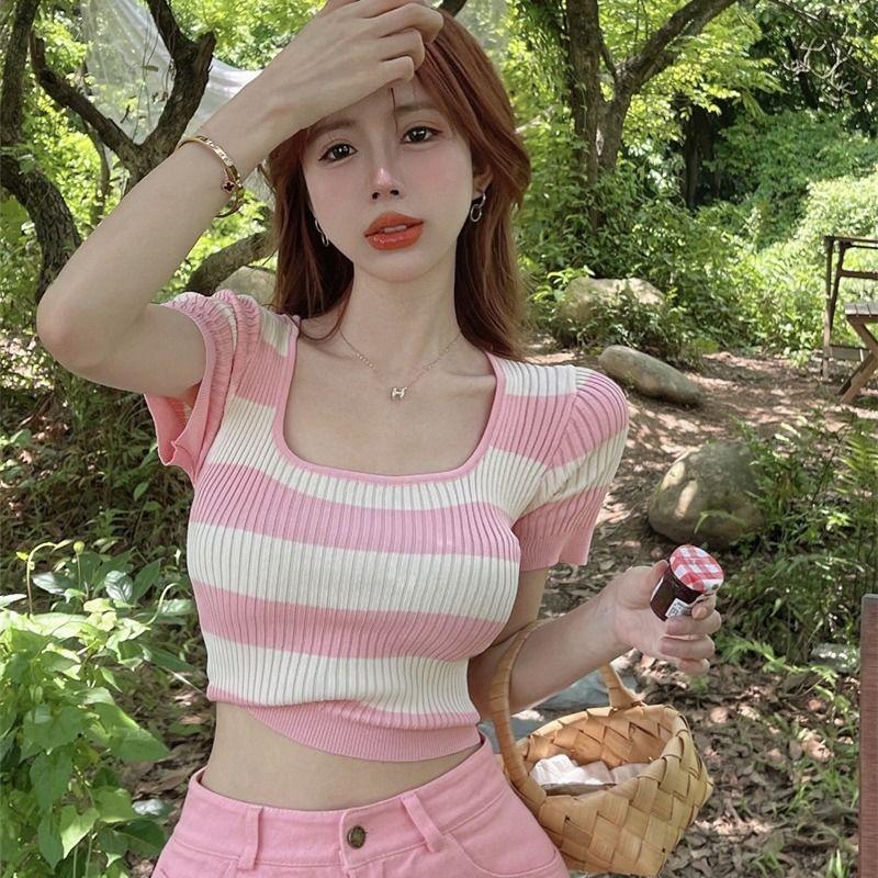 

Женский топ с коротким рукавом, вязаный в радужную полоску, из чистого сексуального ледяного шелка, с квадратным вырезом. S розовый