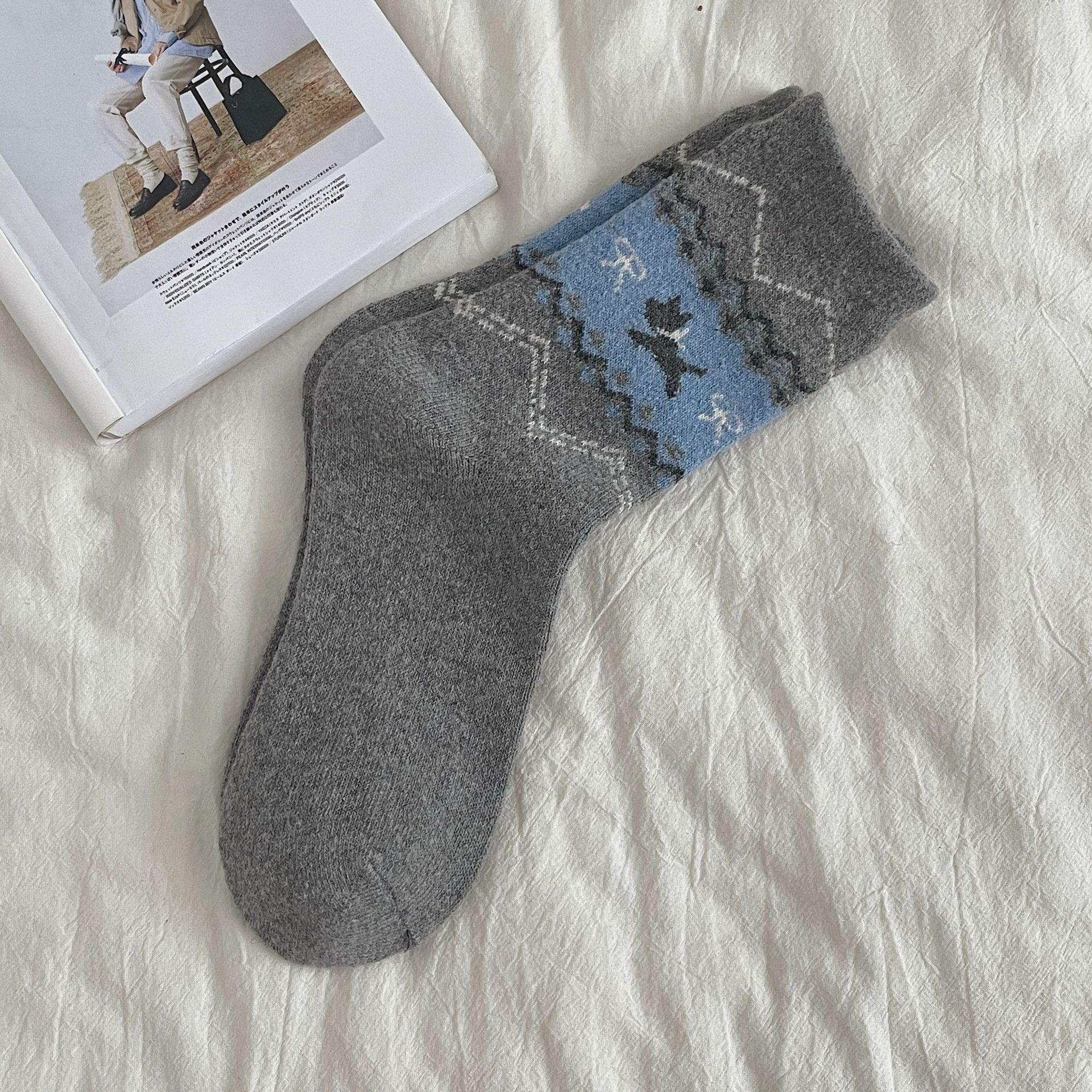 

Vintage Wool Puppy Socks Color-Blocking Warm Thickened Stacked Socks Versatile Tube Socks One size fits all світло-сірий колір