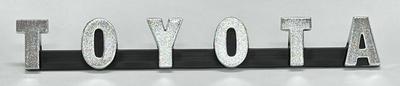 Genuine Domestic Genuine TOYOTA Toyota Genuine Land Cruiser 40 FJ40 BJ40 Front Grill Emblem Toyota Emblem Aged Deterioration Repair Parts Plated Black