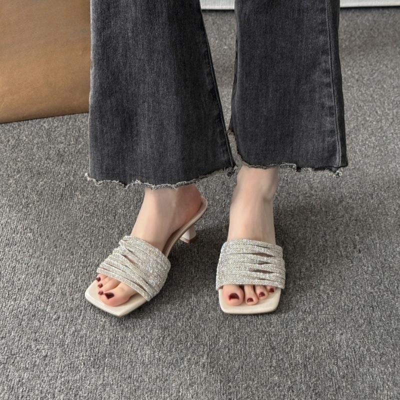 2026 French Style One-word Sandals Women's Fashion Slippers New Rhinestone Fine Belt Shaped Square Head Temperament High Heels