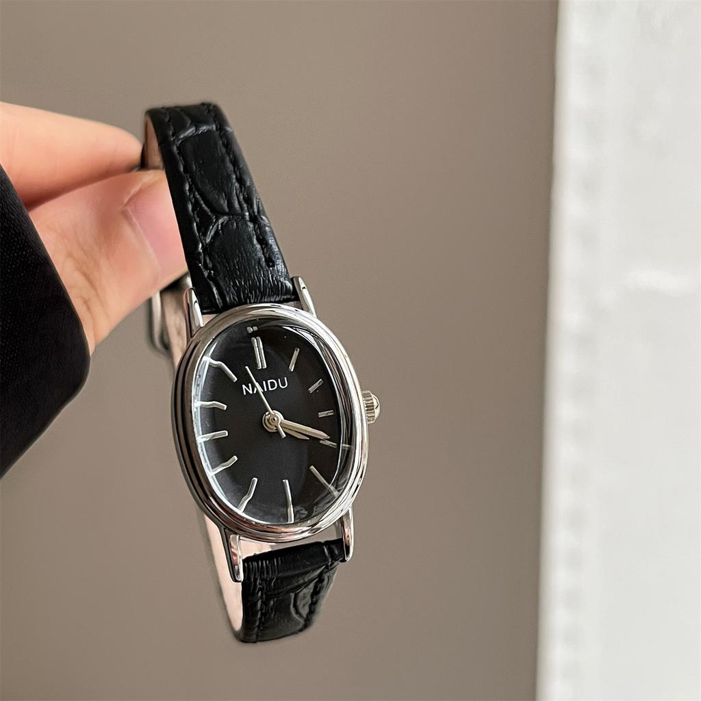 2026 Fashion Vintage Oval Shaped Quartz Wrist Watches for Women Elegant Minimalist Genuine Leather Strap Waterproof Ladies Watch