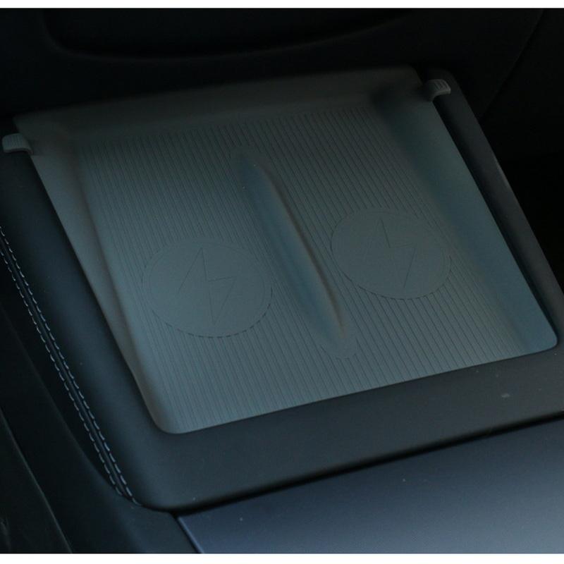 For Tesla Model Y Juniper 2025 Model 3 Highland 2025 Silicone Wireless Charging Pad Charger Protect Cover Non-Slip Dust-Proof