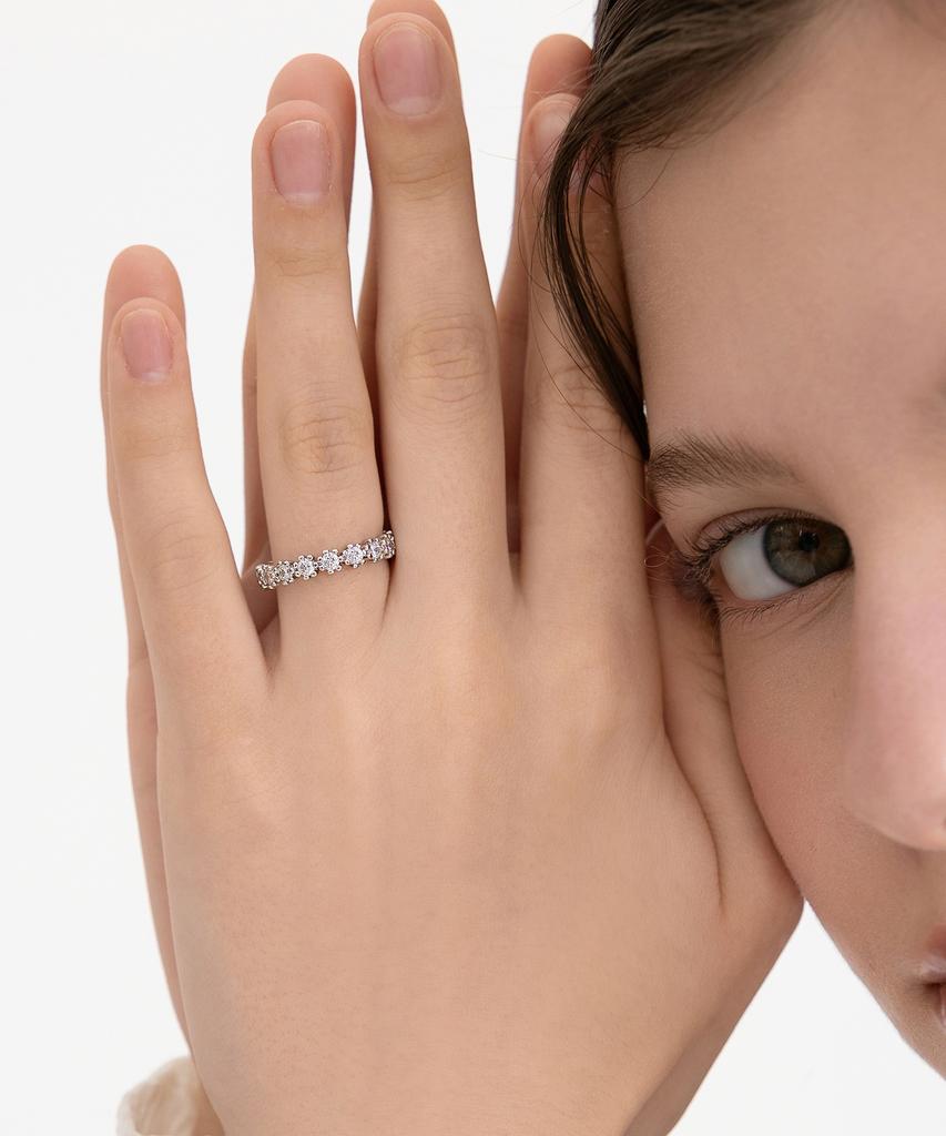 Tatiana Flower Prong 2.5Mm Cubic Ring Cr2801