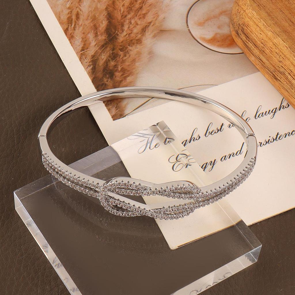Elegant Handmade Jewelry: Lively Hollow Cross Bracelet with Rhinestones and Cubic Zirconia, Gold-Plated, Stainless Steel, Non-Fading.