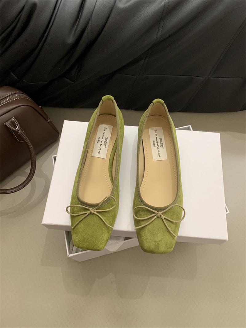 

Французский темперамент толстый каблук одинарные туфли женские 2024 новые нишевые элегантные нежные сказочные замшевые легкие вечерние туфли 39 зелёный