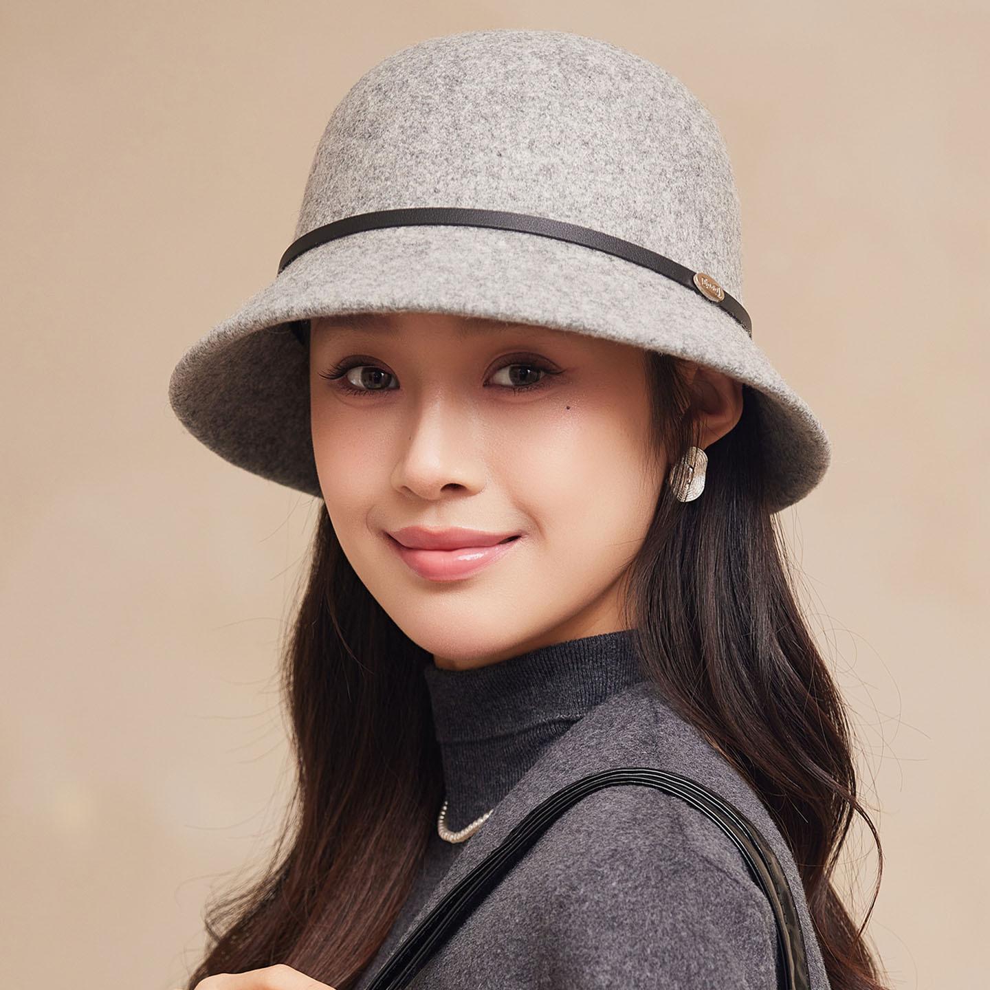 

Women s woolen hat for autumn and winter, Hepburn style French retro fisherman hat, elegant and versatile, makes the face look smaller Average Size（Including5