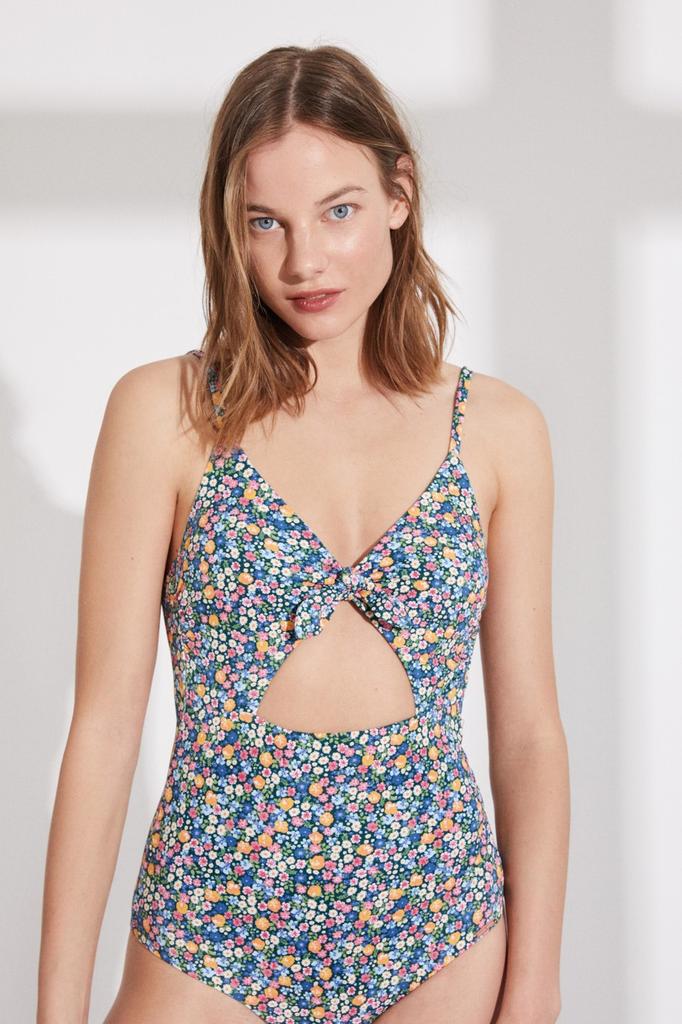 Купальник слитный с уплотнённой чашкой Ysabel Mora (72637)