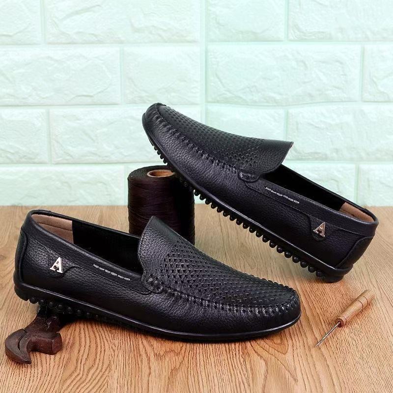 Round Toe Non Slip Man Casual Shoe Slip-on Soft Sale Cowhide Classic Original Common Retro New In Social Leather Shoes for Men