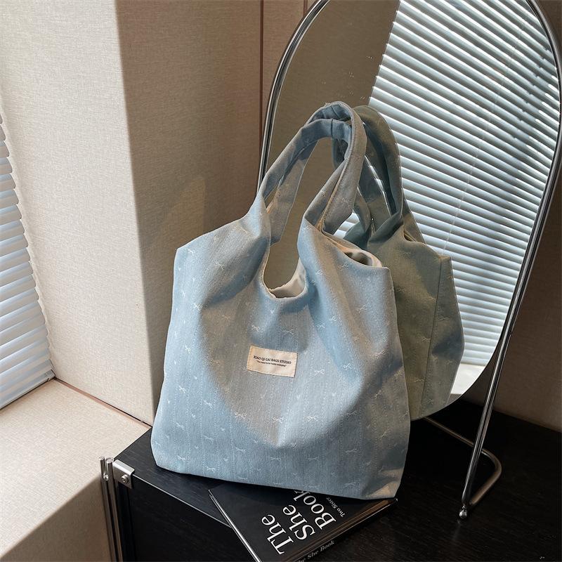 Large Capacity Denim Bag Women's New Summer Versatile Shoulder Bag Casual Class Commuter Tote Bag